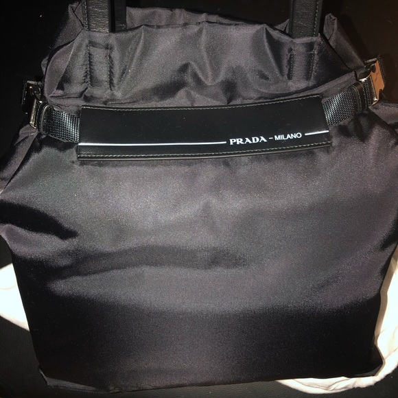 Authentic Prada Nylon tote - Picture 8 of 9